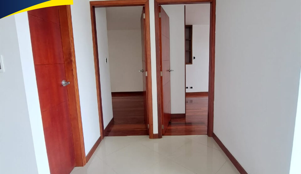 APARTAMENTO EN ARRIENDO TORRE SANTA LAURA 28 07 2024-04