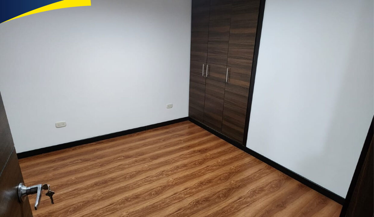 APARTAMENTO EN VENTA EDF LLANO GRANDE BARRIO LAS MARGARITAS Apto 202 29 09 2024-05