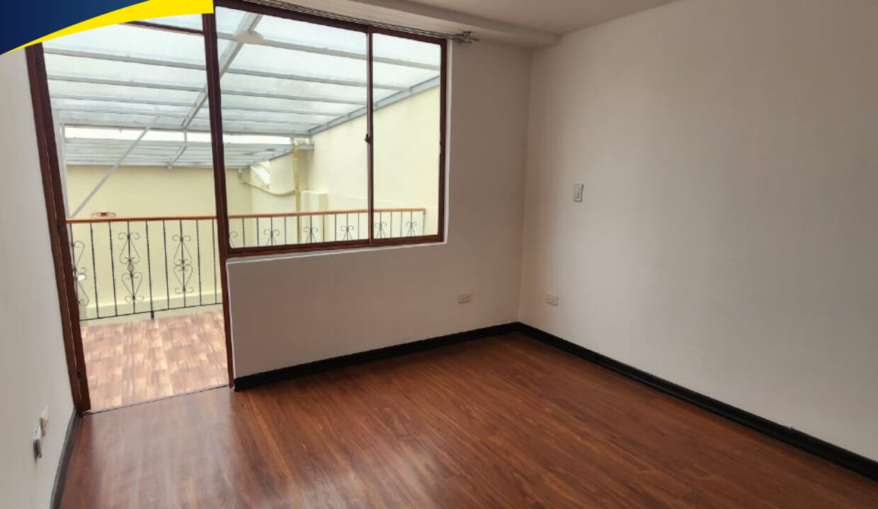 CASA EN ARRIENDO BARRIO CAPUSIGRA, VIA PRINCIPAL PANAMERICANA 11 09 2024-09