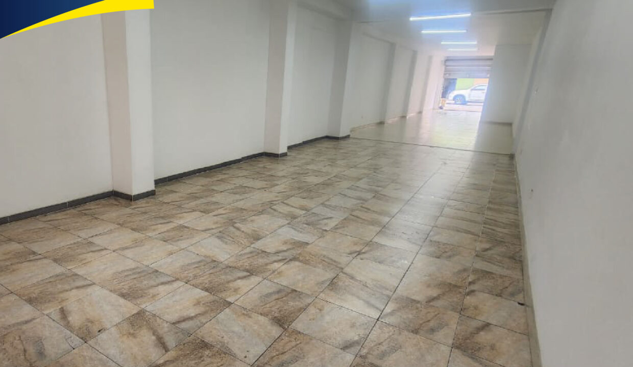 LOCAL COMERCIAL EN ARRIENDO BARRIO LAS LUNAS-03
