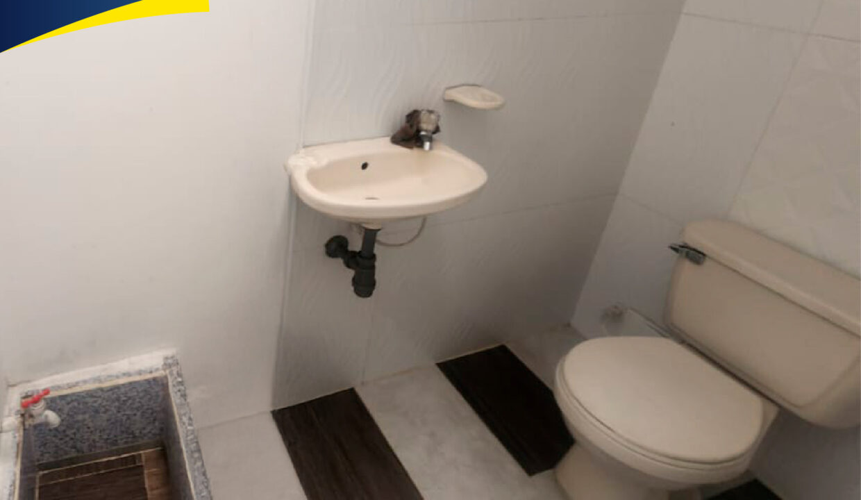 LOCAL COMERCIAL EN ARRIENDO BARRIO LAS LUNAS-04