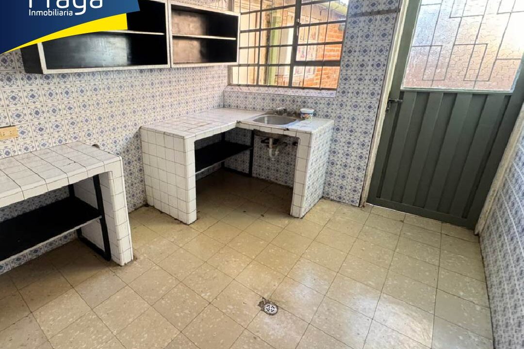 CASA DE DESCANSO EN VENTA EN EL PUEBLO DE CHACHAGUI-04