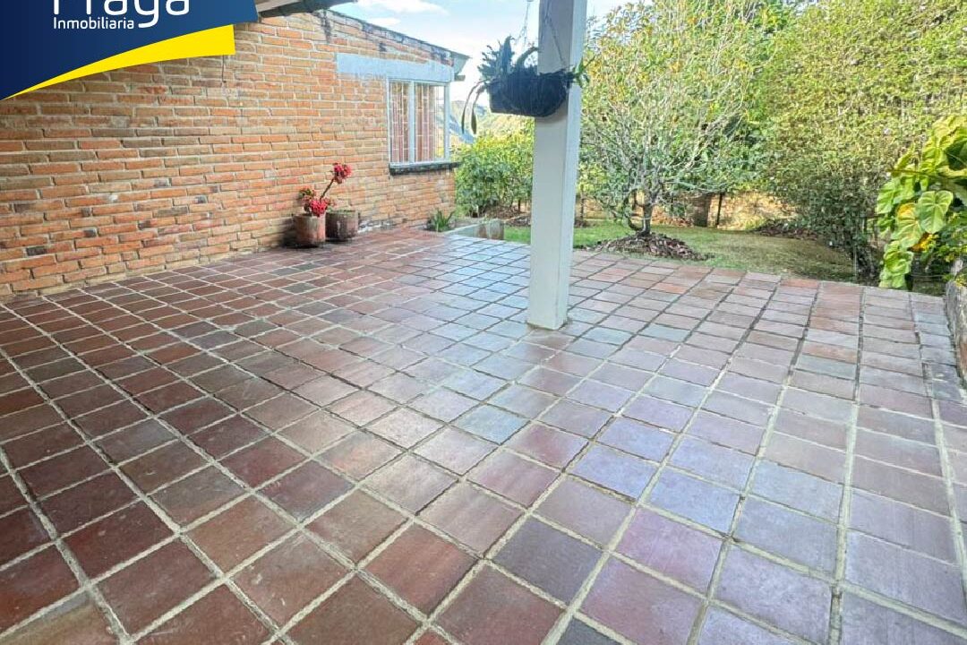 CASA DE DESCANSO EN VENTA EN EL PUEBLO DE CHACHAGUI-07