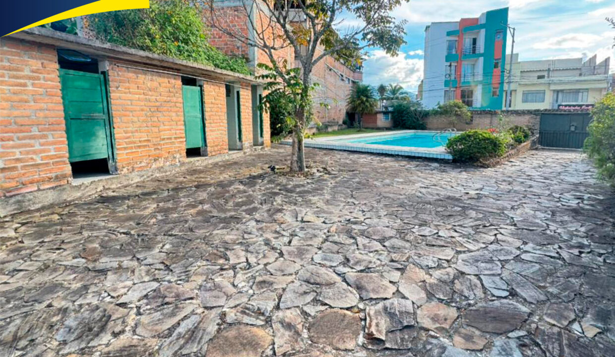 CASA DE DESCANSO EN VENTA EN EL PUEBLO DE CHACHAGUI-09