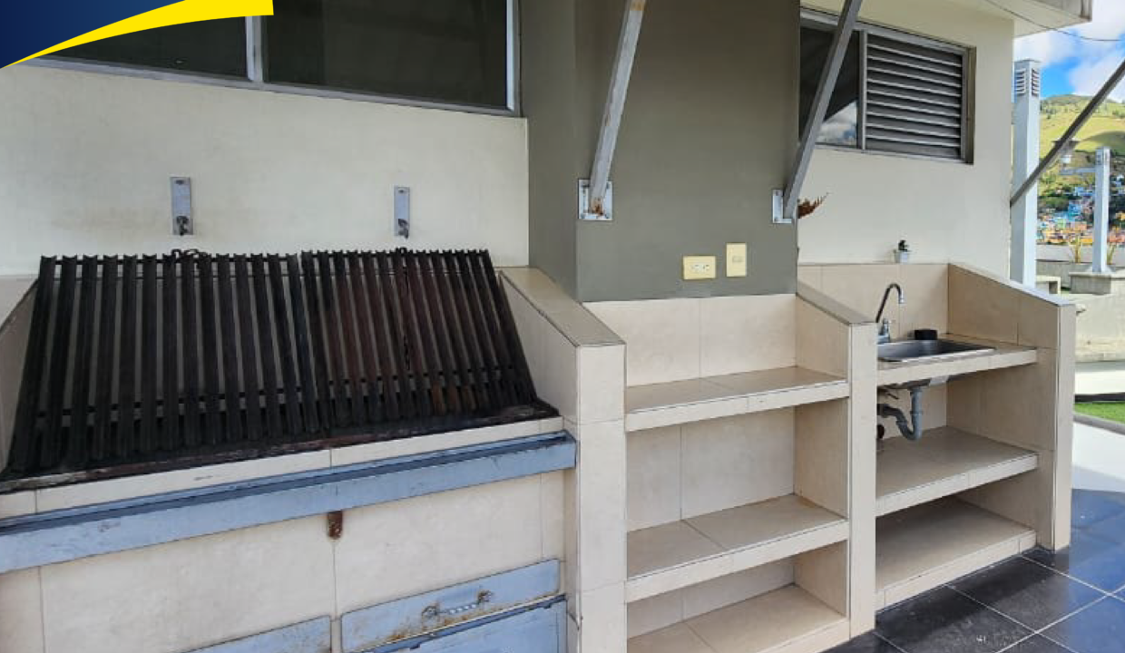 🏢 APARTAMENTO EN VENTA – EDIFICIO TORRE SAN JORGE, BARRIO PANDIACO ✨-07