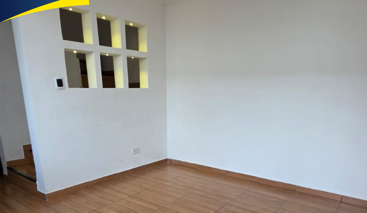 🏡 CASA ESQUINERA EN VENTA – LA CASTELLANA ✨-02