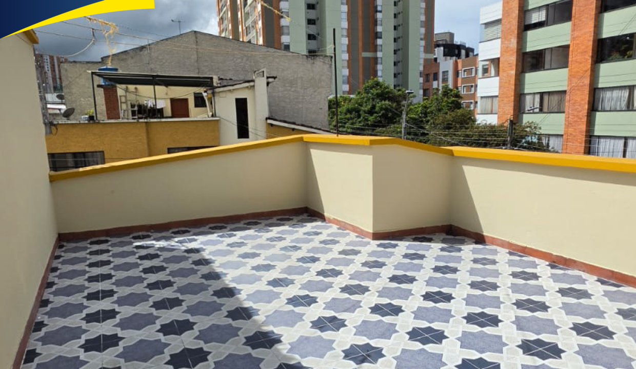 🏡 CASA ESQUINERA EN VENTA – LA CASTELLANA ✨-07