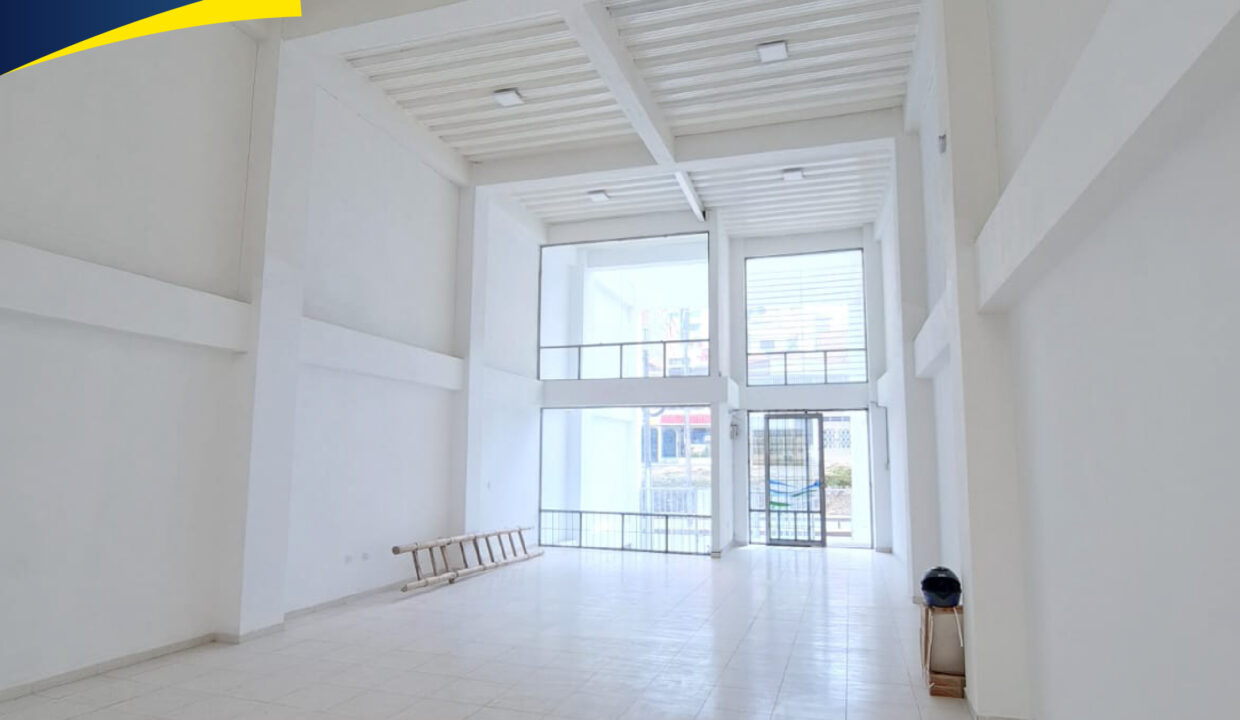 🏢 LOCAL EN ARRIENDO – AV. BOYACÁ-03