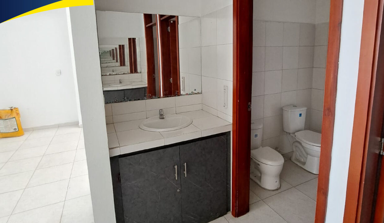 🏢 LOCAL EN ARRIENDO – AV. BOYACÁ-04